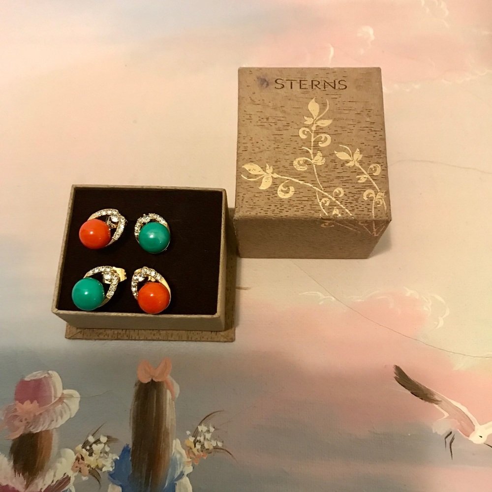 Cute Fashion Earrings Bundle of 2pairs NWOT